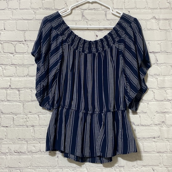 Abercrombie & fitch top - Picture 5 of 8